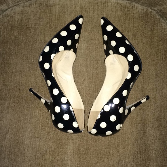 Polka dot Kate Spade ♠️ pumps - Picture 4 of 4